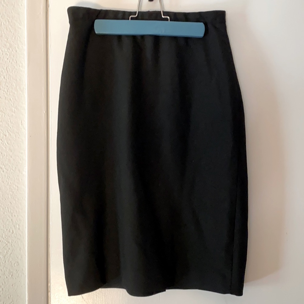 T. Babaton Black Skirt Aritzia